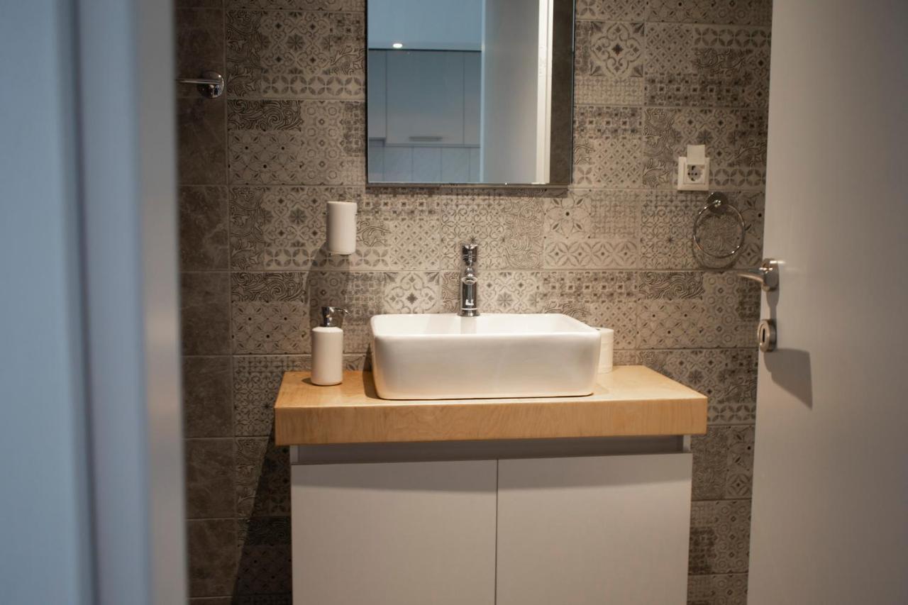 Filippos Downtown - 2Br Lux Apartment - Tsimiski Ladadika - Explore Center By Foot - Close To Aristotelous Square テッサロニキ エクステリア 写真
