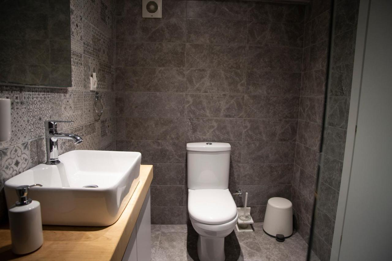Filippos Downtown - 2Br Lux Apartment - Tsimiski Ladadika - Explore Center By Foot - Close To Aristotelous Square テッサロニキ エクステリア 写真